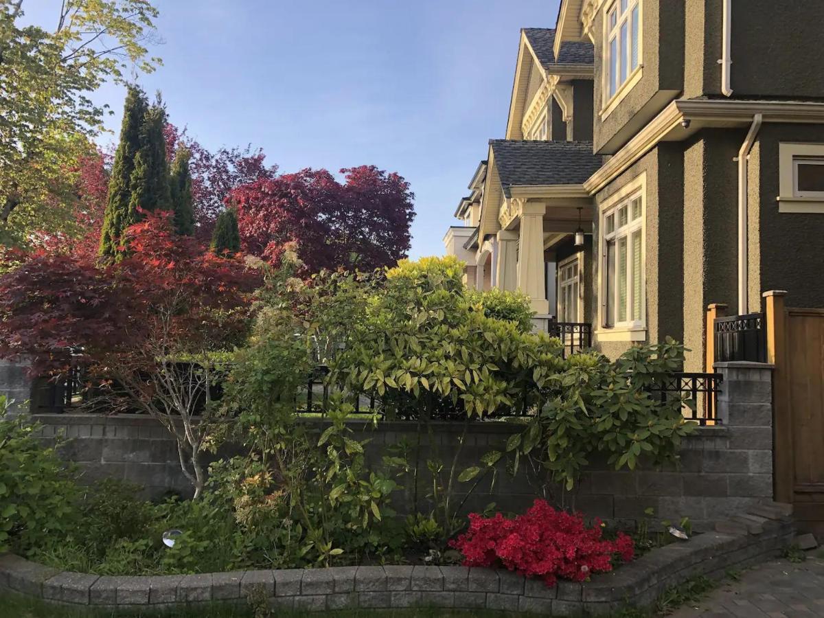 Mike'S Luxury House Apartment Vancouver Exterior photo